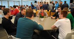 IT mei14 -4.jpg
